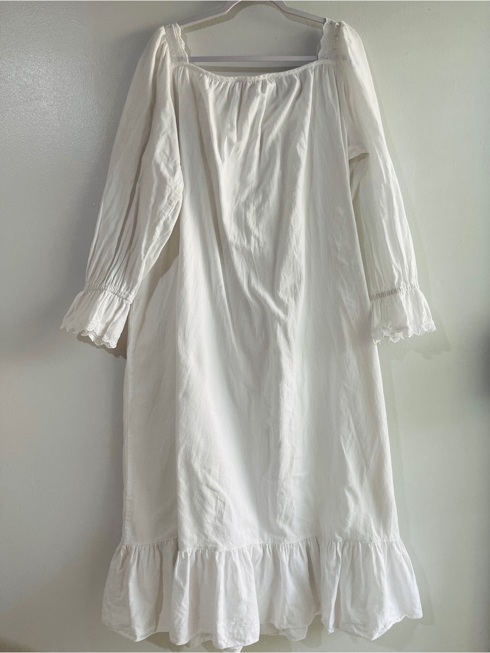 Vintage Victoria's Secret 100% Cotton White Eyelet Lace Cottagecore Nightgown L - Picture 3 of 7